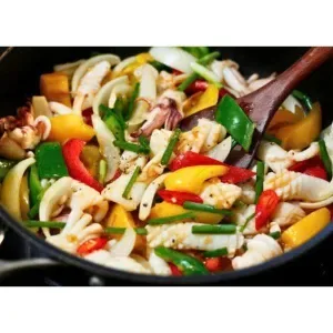 Stir-fried squid with bell pepper