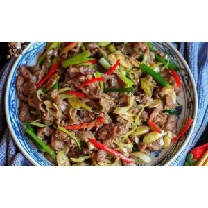 Stir-fried beef with lemongrass and chili