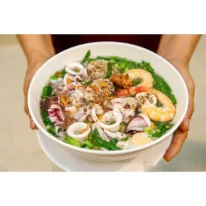 Special seafood pho