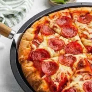Pepperoni pizza