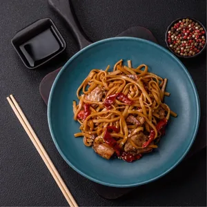 Fried noodles with chicken