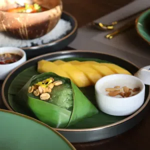 Mango sticky rice