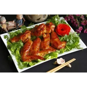 Fried chicken wings with fish sauce