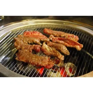 Grilled beef with BBQ sauce