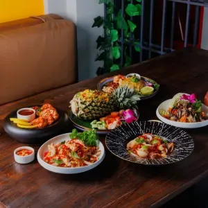 Vegetarian mushroom pad Thai