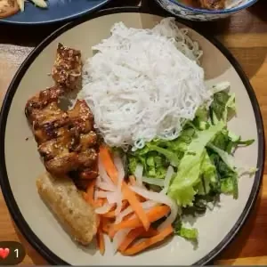 Grilled pork with rice vermicelli