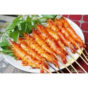 Grilled shrimp with salt and chili