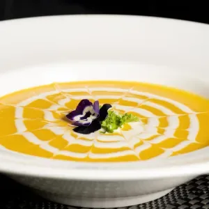 Roasted pumpkin soup with cream