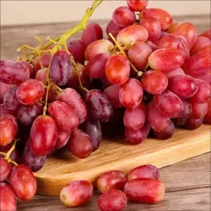 Red grapes