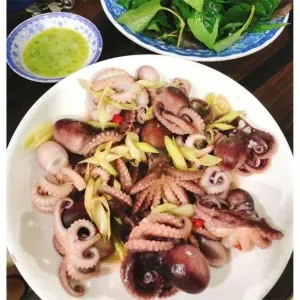 Steamed octopus with lemongrass and ginger