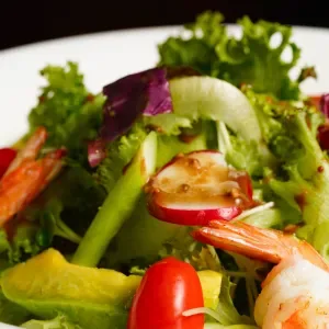 Prawn salad with avocado, asparagus