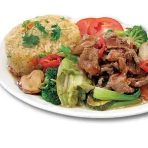 Fried rice with stir-fried beef and cabbage