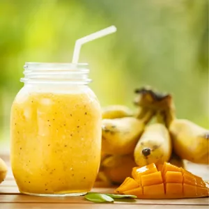 Mango banana smoothie