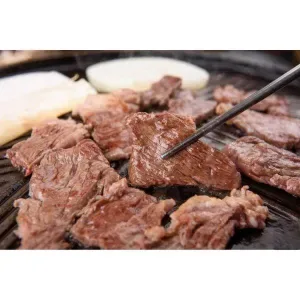 Grilled beef with honey